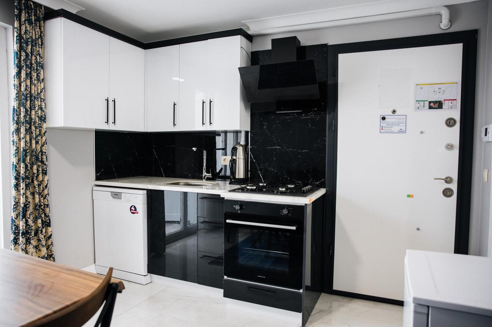 Metehan Suit Apart Aparthotel Trabzon Luaran gambar